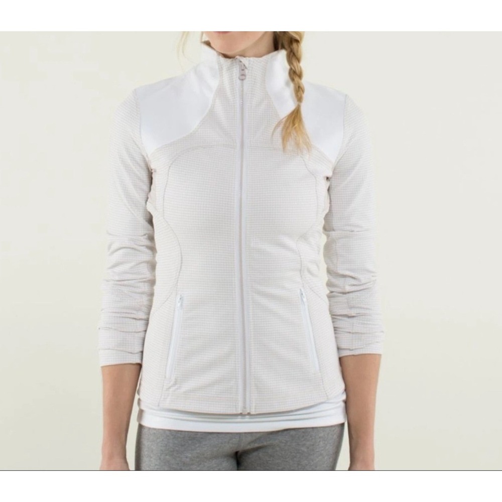 Lululemon Forme Jacket Dune White Gingham Plaid Luon Athleisure Workout Womens 8